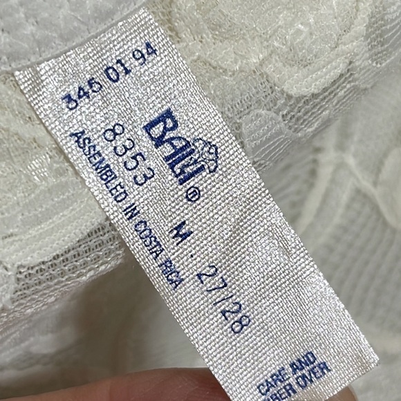 Vintage Bali Cream Lace Thigh Slimmer Shapewear High Waist Semi-Sheer Medium - Picture 4 of 6